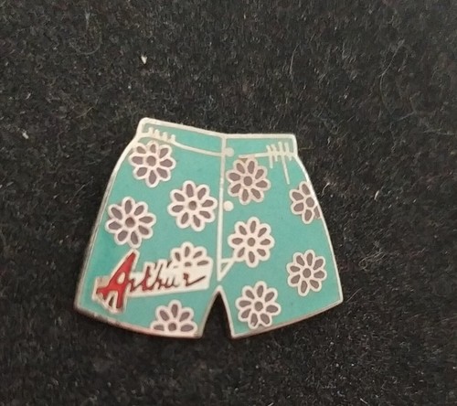 Rare pins mode - , vêtements