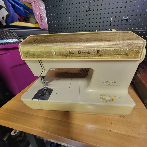 Sewing machine singer - machine,