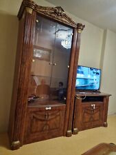 armoire ancienne et meuble TV