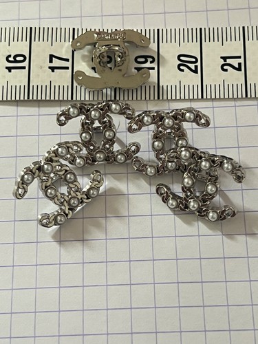Boutons chanel vintage - 5,
