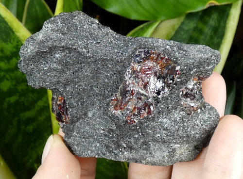 Grenat almandin wrangell - grenat,