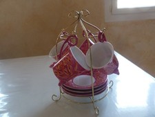 LOT 4 TASSES ET SOUCOUPES