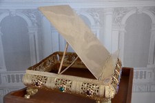 THABOR - PORTE-MISSEL EN BRONZE DORE LITHURGIE XIX ième SIECLE