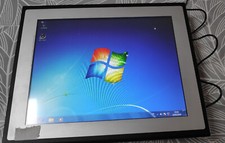 Dalle tactile de laboratoire - Base PC - IP65 - Professionnel - All in One