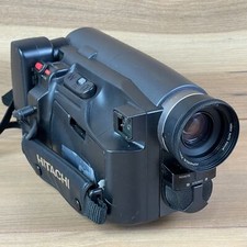 Hitachi Ultravision VM-H825LA