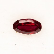 Pierre précieuse rubis naturel deep red de 0.24 carats coupe ovale