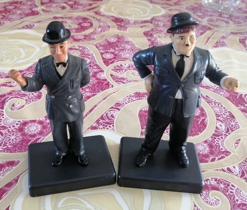 Lot figurines laurel et - laurel,