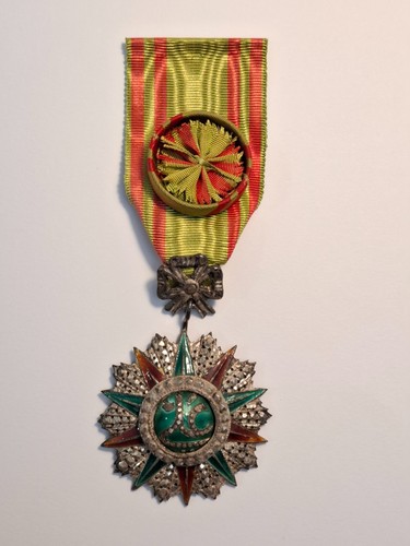 Medaille tunisie ordre - medaille,