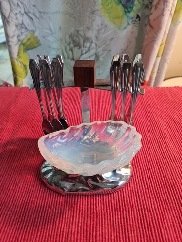 Art deco opaliscent serve - opaliscent,