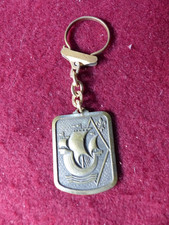 Porte clé métallique : garage  RENAULT / paris est