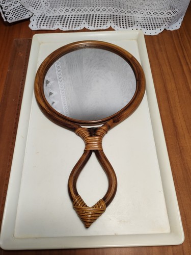 Miroir rotin main - a, ou