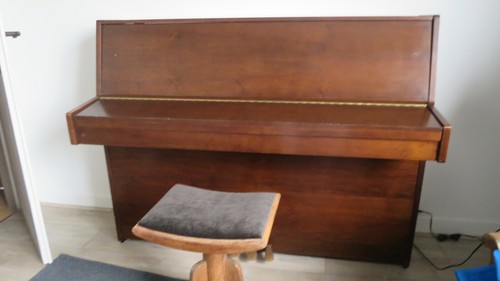 Piano droit ancien - piano,