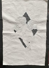 Broderie ancienne: ange brodé sur toile blanche