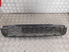 Grille pare choc avant -