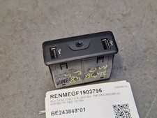 Prises USB + jack - Renault