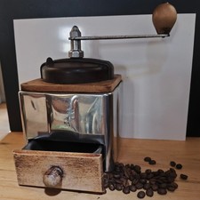 Ancien Moulin à Café PEUGEOT