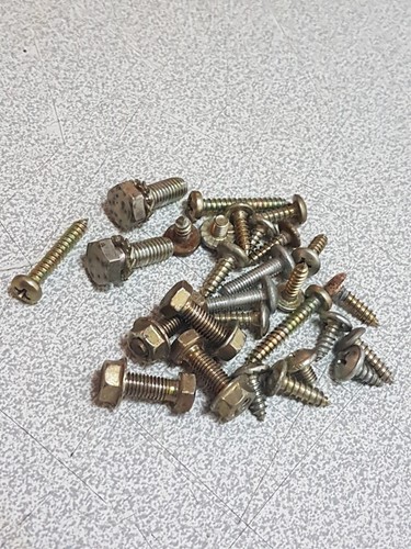 Lot vis visserie fixation