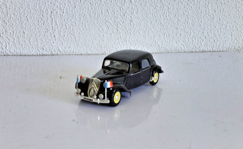 Voiture ixo altaya - voiture, 1/43