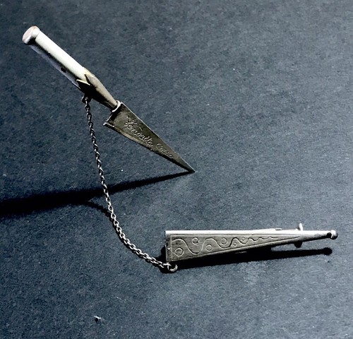 Rare ancienne broche stylet - broche,