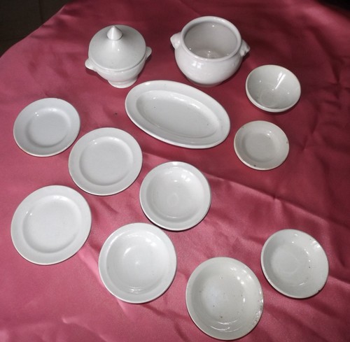 Dinette ancienne blanche - dinette,
