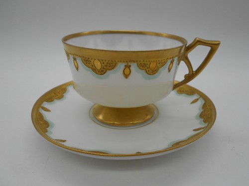 Superbe tasse sous - &,