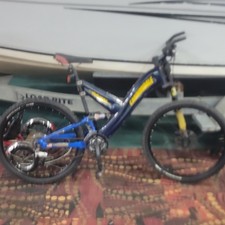 Cannondale Super V Raven 2000