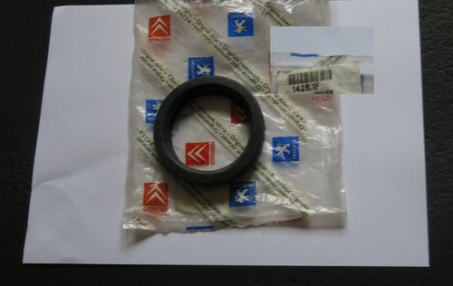 Joint trappe carburant - joint, de