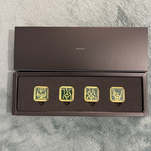 Coffret pin the legend - pin’s,