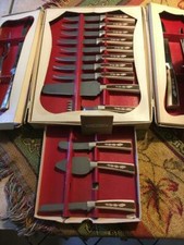 17 Piece PRESENTATION SET