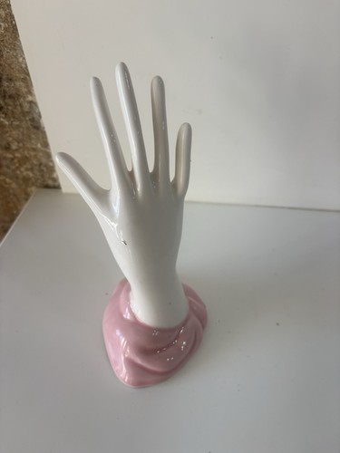 Petite main baguier - petite, porte