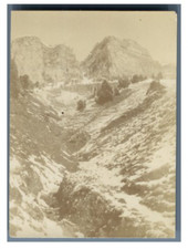 France, Chamechaude, Chemins des câbles  Vintage citrate print. Groupe de spéléo