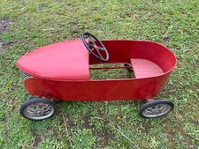 voiture à pédales ancienne