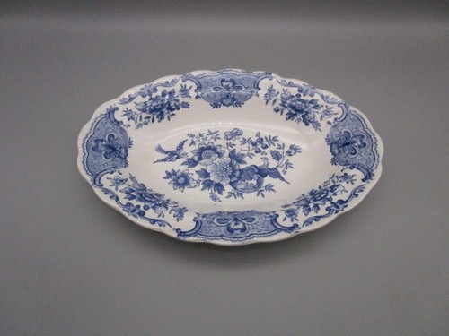 Petit plat creux - , porcelaine