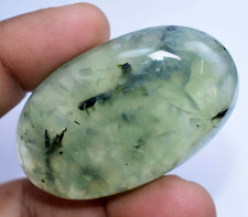 100% Naturel Africain Vert Prehnite 161.65 Certifié Intérieur Noir Cheveux Gemme