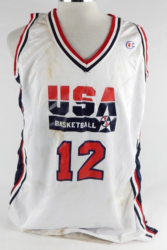 Maillot blanc émis - Émis, jeu