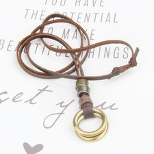 Collier long en cuir avec