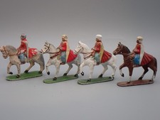 QUIRALU  4 CAVALIERS  SPAHIS MONOBLOC   LOT 4