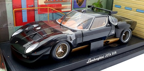 Kyosho scale diecast - kyosho, 1/18