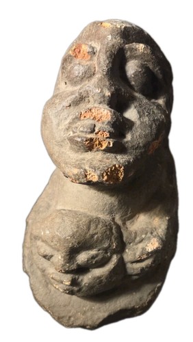 Grande sculpture ancienne - , en