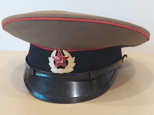 Casquette militaire