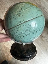 Ancien petit globe terrestre