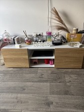 Meuble TV 113 cm ESTER 2 portes métal noir et plateau bois design industriel