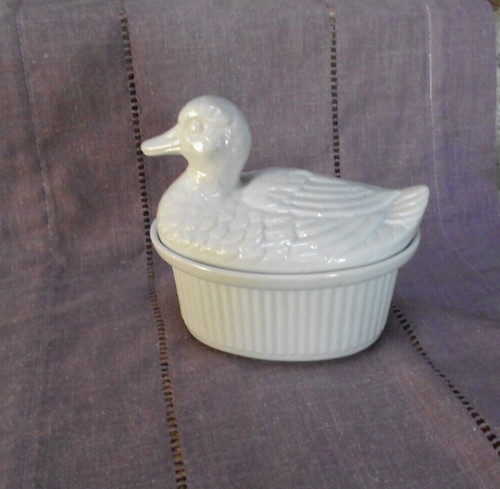 Belle terrine forme canard en - terrine,