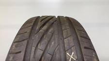 Pneu 195/45 R16 84 V UNIROYAL Non spécifié
