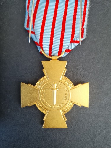 Medaille militaire croix - medaille,