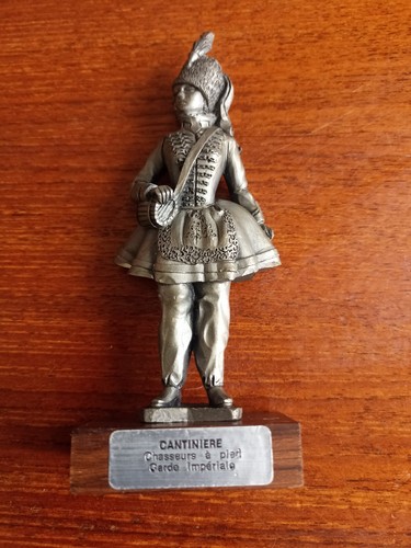 Figurines cantiniere chasseur - figurines,