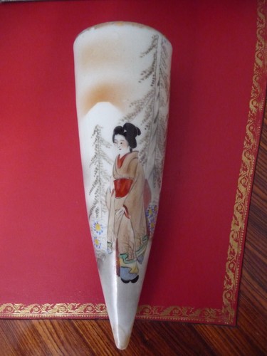 Superbe bouquetiere murale - superbe,