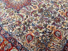 fine tapis Isfāhān Ispāhān  persan Persian rug soie laine silk wool 175 x 113 cm