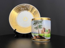Tasse et soucoupe en