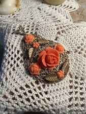 Pendentif floral laiton doré